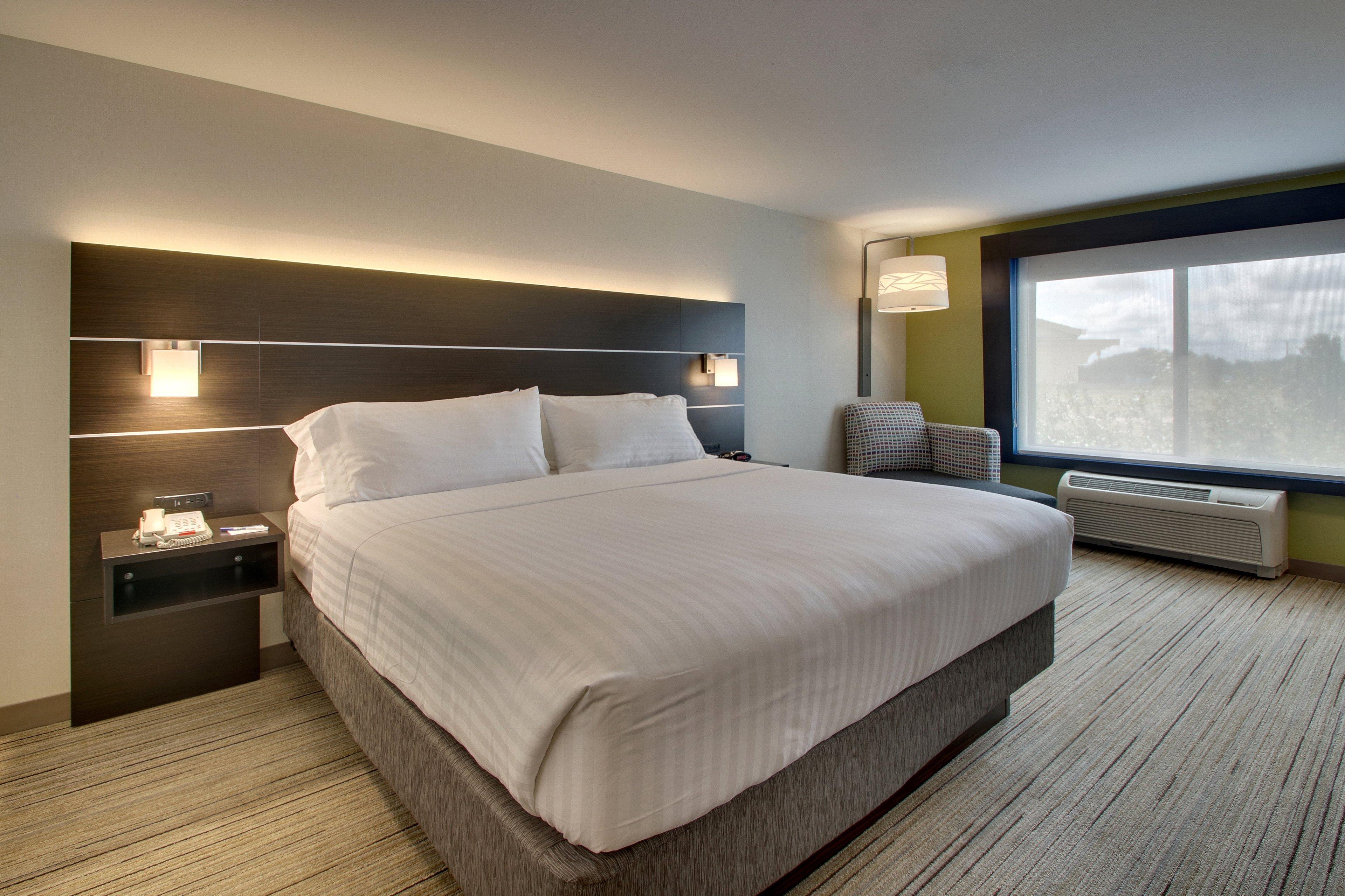 Holiday Inn Express Hotel & Suites Morris By Ihg Bagian luar foto