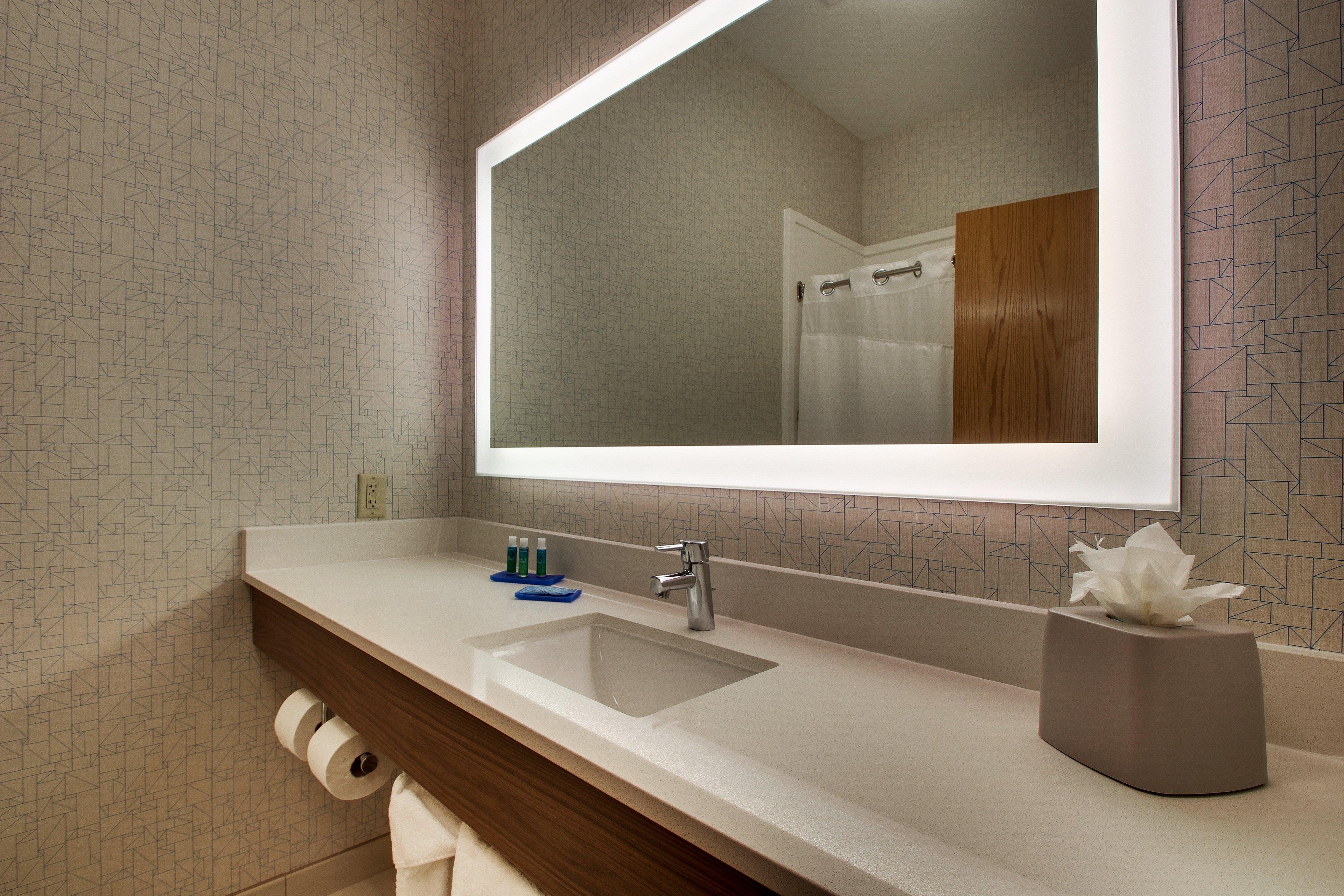 Holiday Inn Express Hotel & Suites Morris By Ihg Bagian luar foto