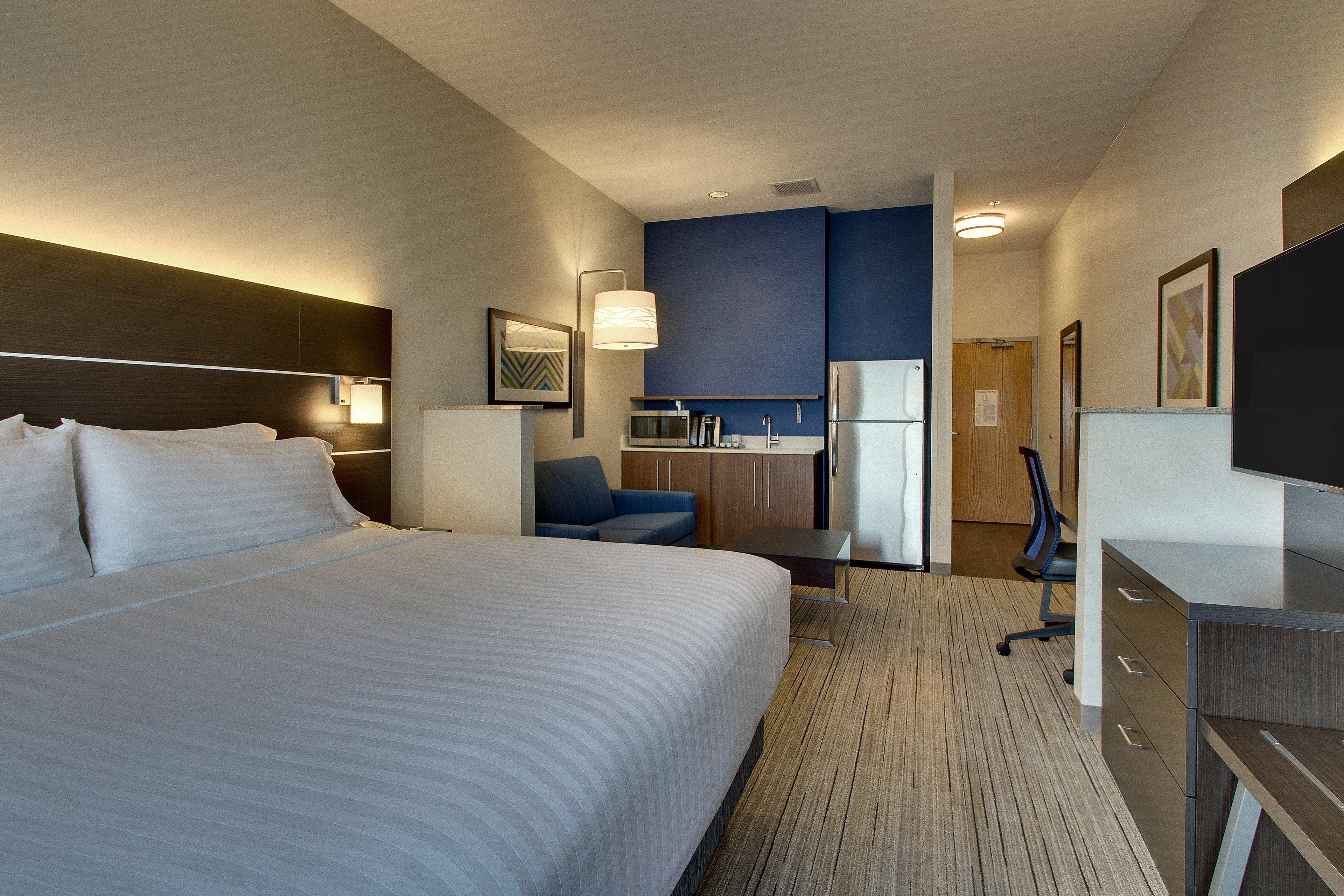Holiday Inn Express Hotel & Suites Morris By Ihg Bagian luar foto