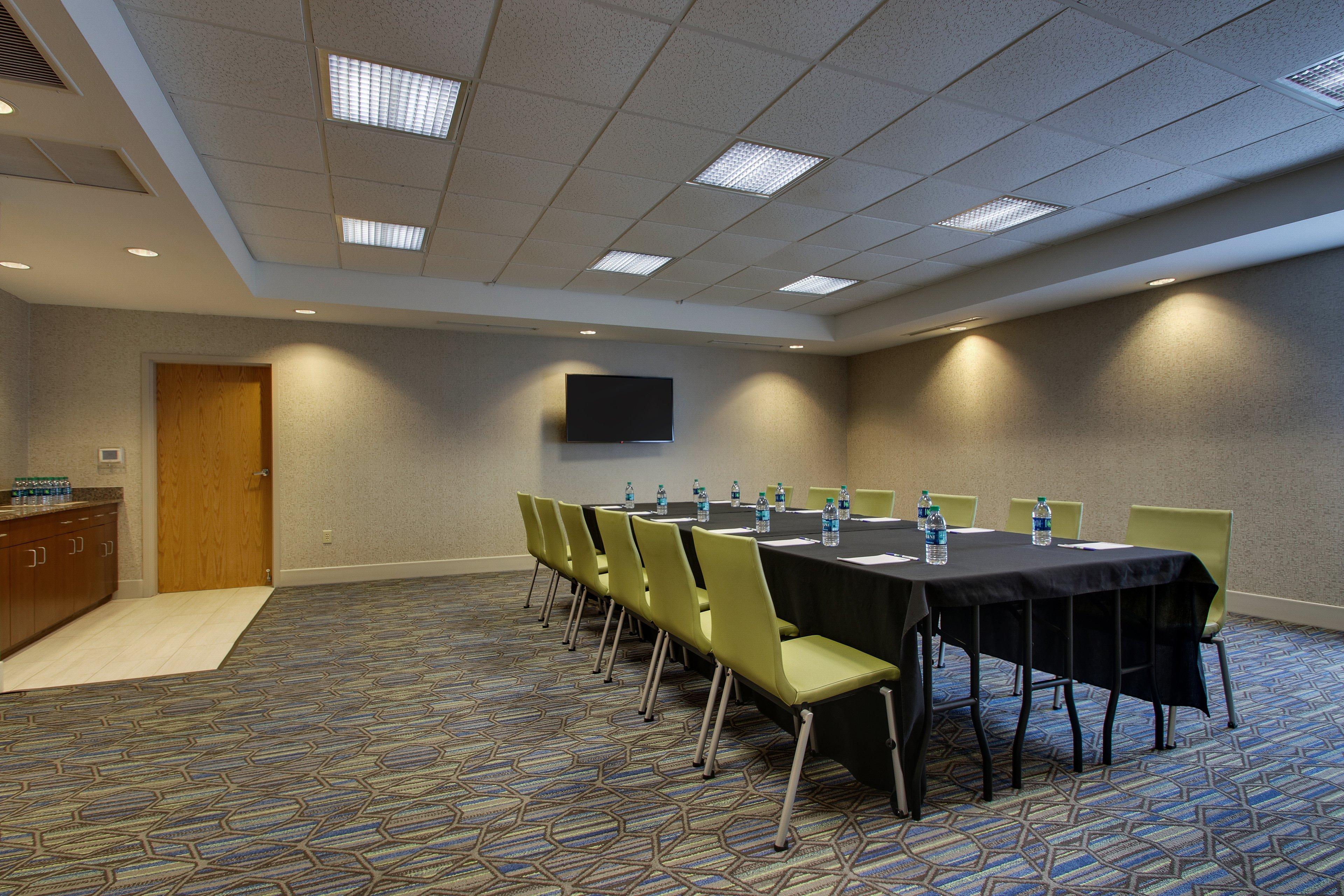 Holiday Inn Express Hotel & Suites Morris By Ihg Bagian luar foto