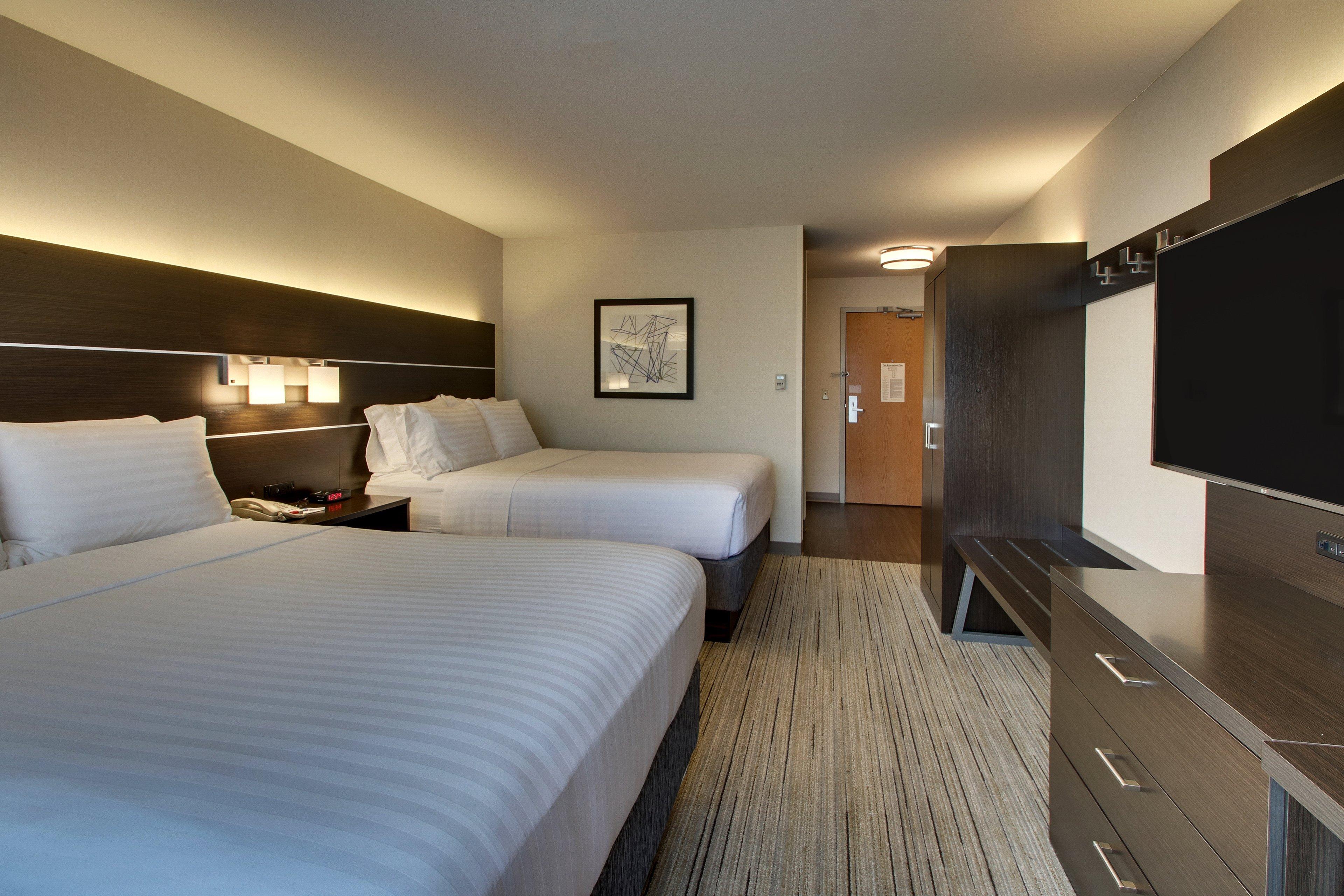 Holiday Inn Express Hotel & Suites Morris By Ihg Bagian luar foto