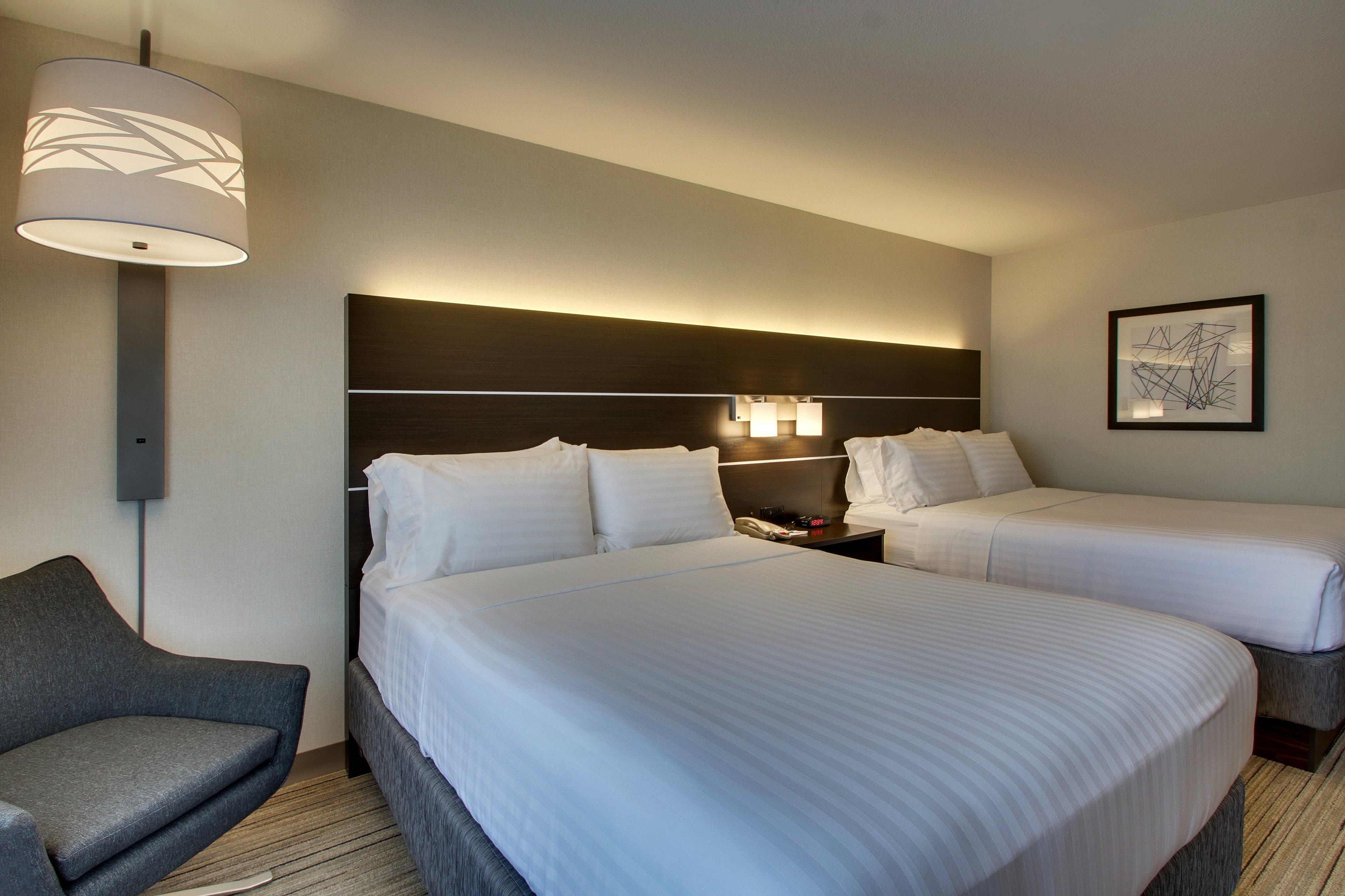 Holiday Inn Express Hotel & Suites Morris By Ihg Bagian luar foto